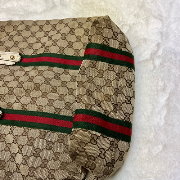 Vintage Gucci Bag - Picture 8 of 16